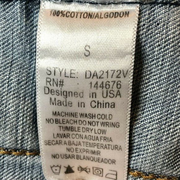 Denim 4 Us Very Distressed Light Blue Jean Vest Women's Size Small - Picture 7 of 8